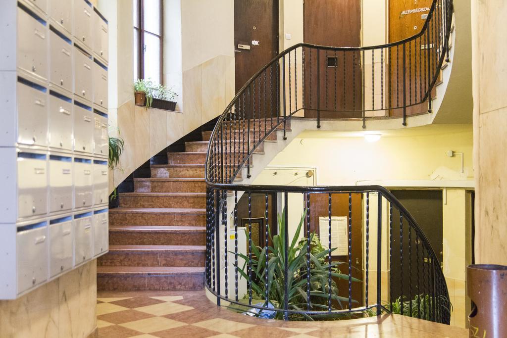 Central Danube Apartment Budapest Exterior photo